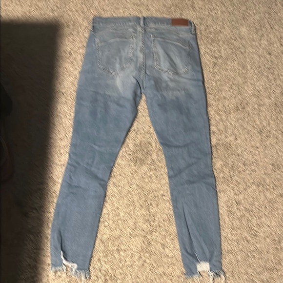 Stylish Blue Distressed Women's Jeans - Picture 3 of 5